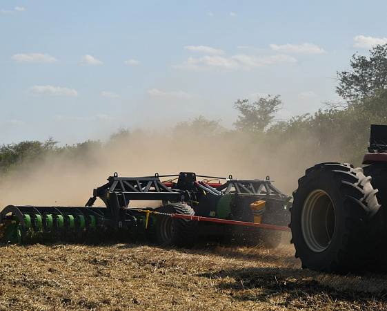 Дисковая борона CARBON D8500